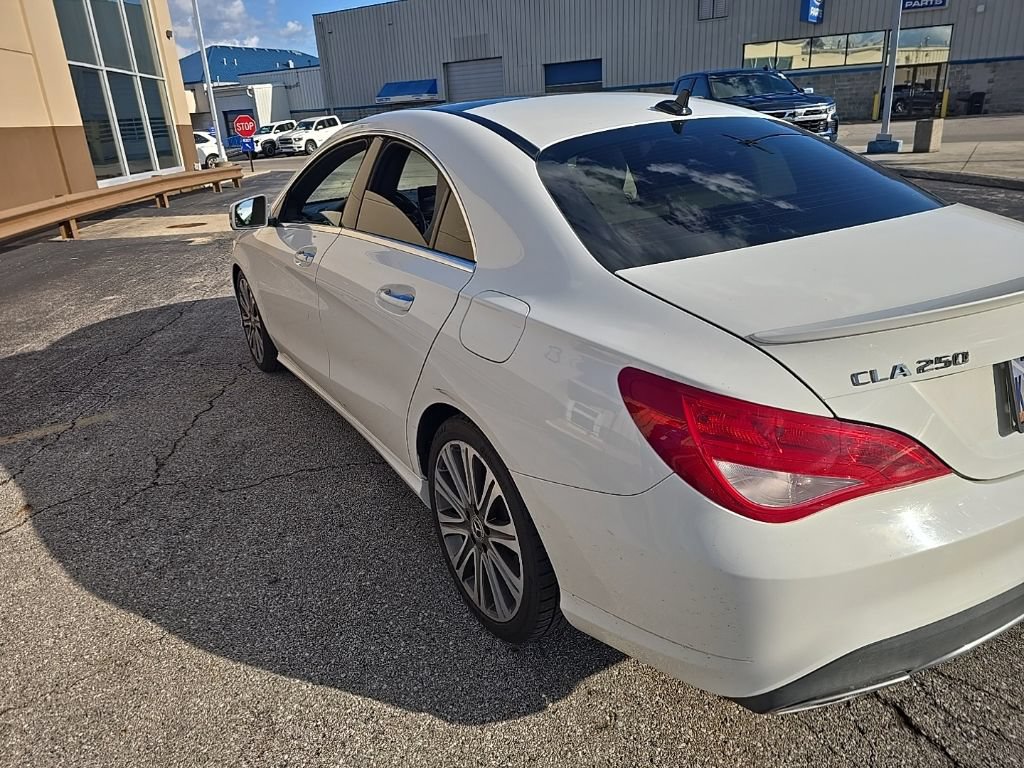 Used 2018 Mercedes-Benz CLA 250 4MATIC image 5