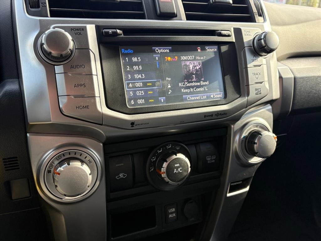 Used 2018 Toyota 4Runner SR5 Premium image 10