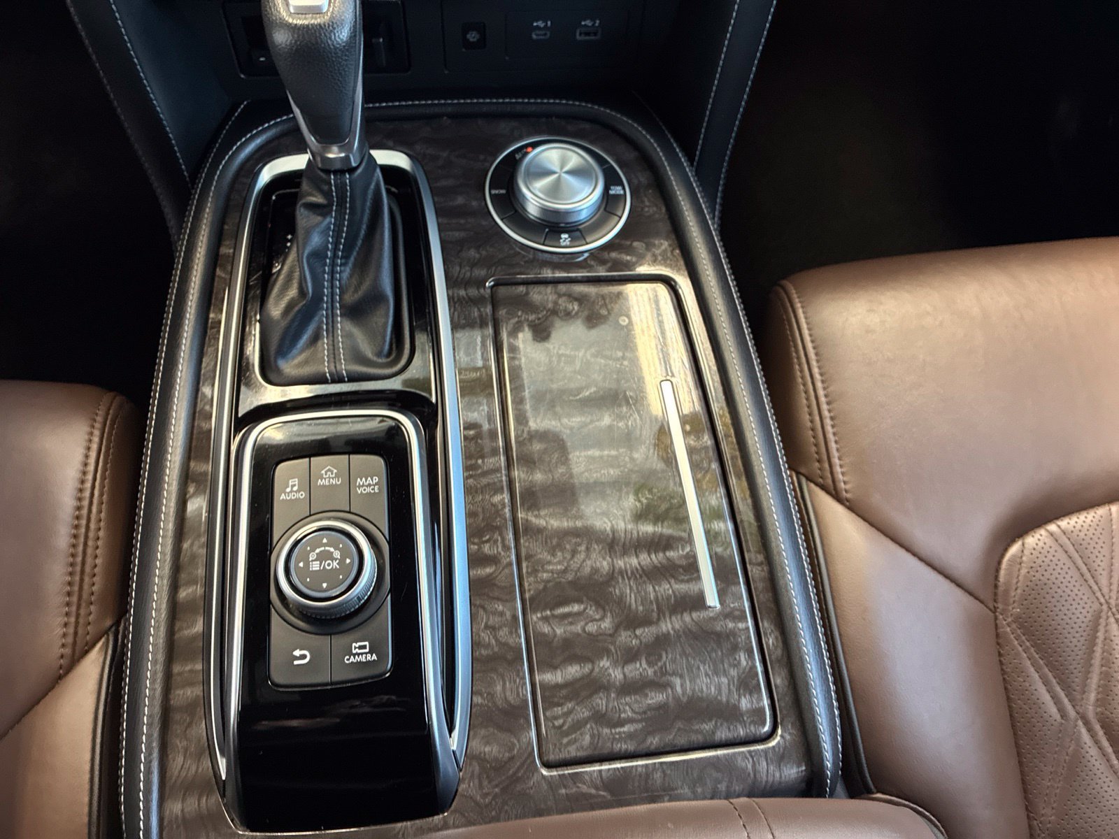 Used 2023 Nissan Armada Platinum w/ Captain's Chairs Package AWD/4WD image 25