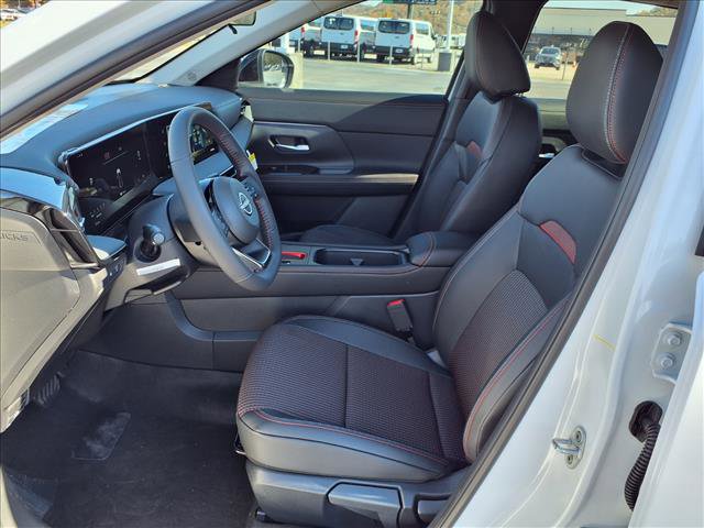 New 2026 Nissan Kicks SR image 11