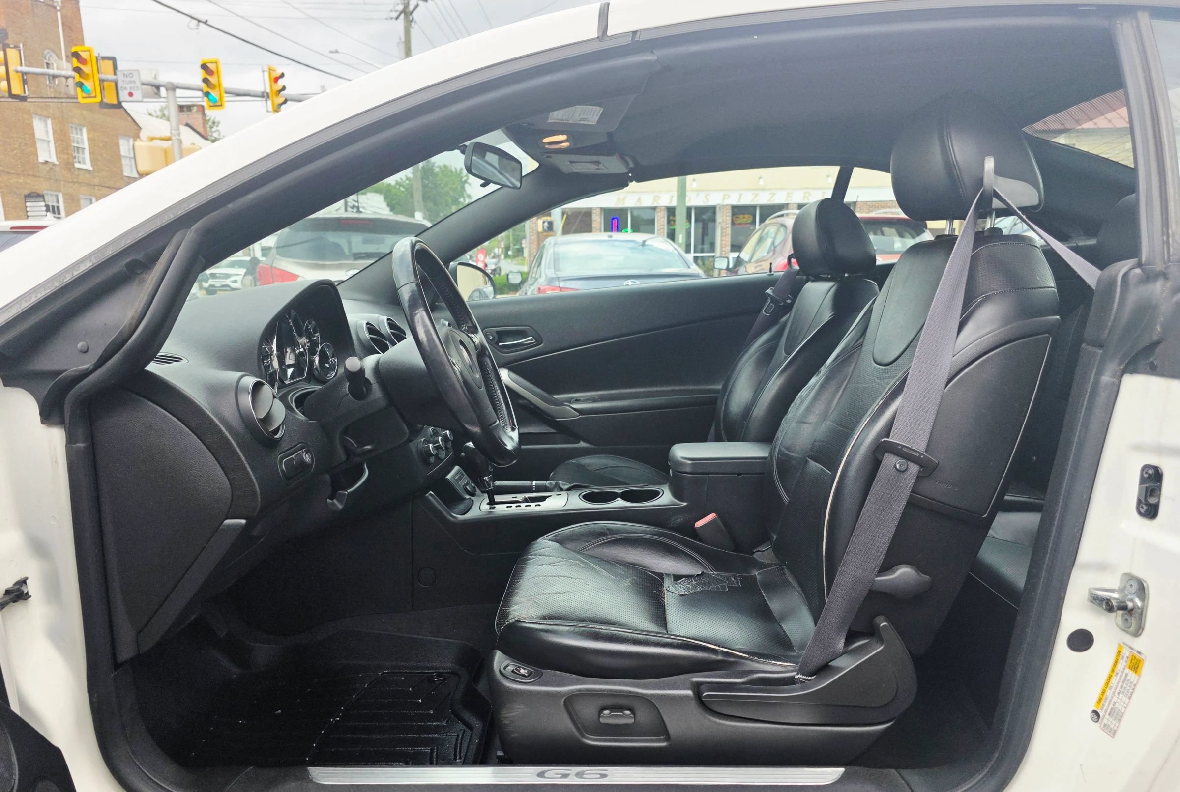 Used 2007 Pontiac G6 GT w/ Premium Package FWD image 16