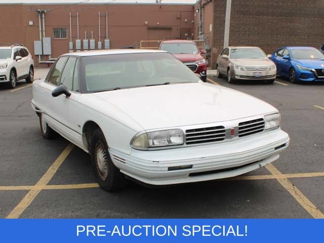 Used 1994 Oldsmobile Ninety-Eight Regency FWD image 4