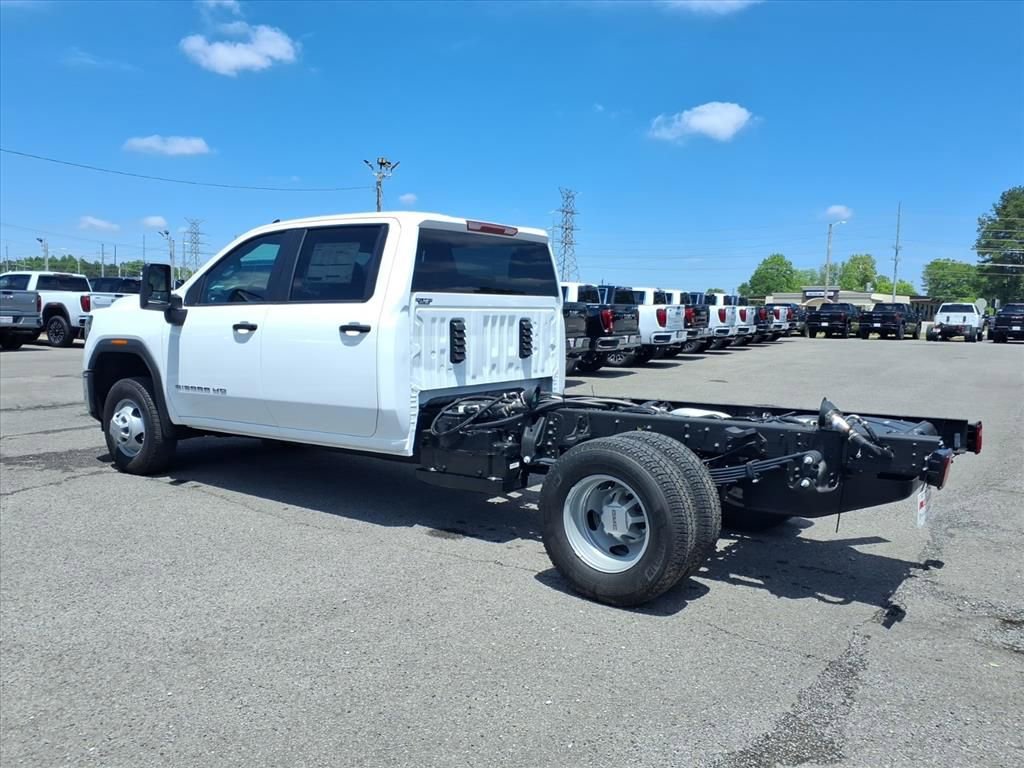 New 2026 GMC Sierra 3500 Pro w/ Convenience Package AWD/4WD image 5