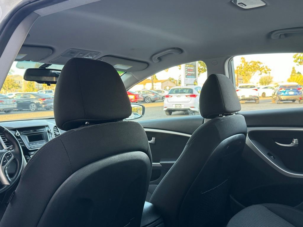 Used 2016 Hyundai Elantra GT w/ Option Group 02 image 22