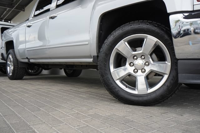 Used 2018 Chevrolet Silverado 1500 LT w/ Max Trailering Package AWD/4WD image 10