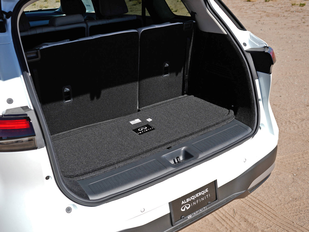 New 2026 INFINITI QX60 Luxe w/ Cargo Package image 8