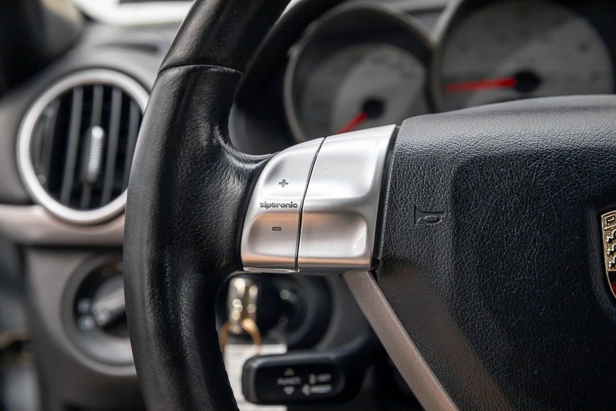 Used 2006 Porsche Cayman S image 23