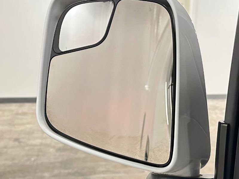 Used 2020 Nissan NV200 SV image 27