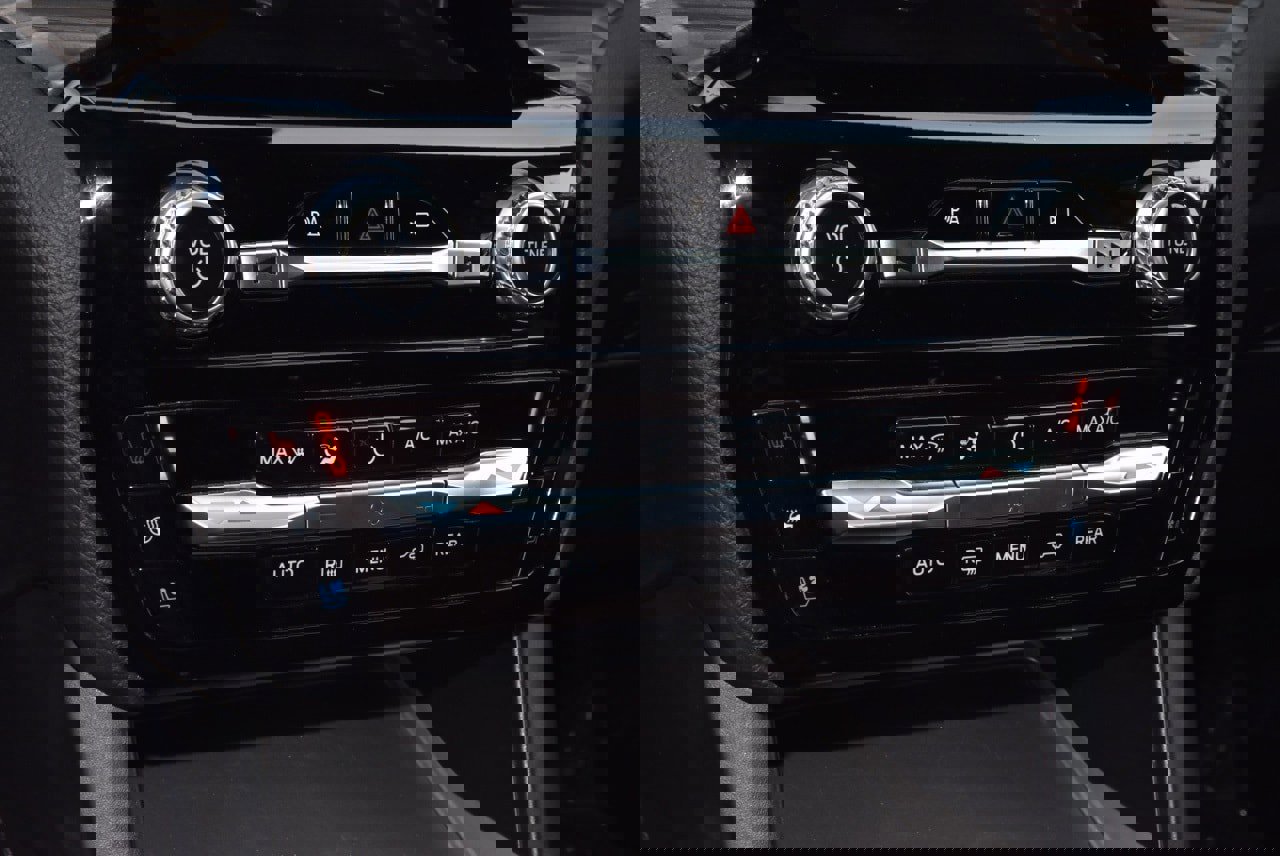 Certified 2023 Ford Explorer Limited image 31