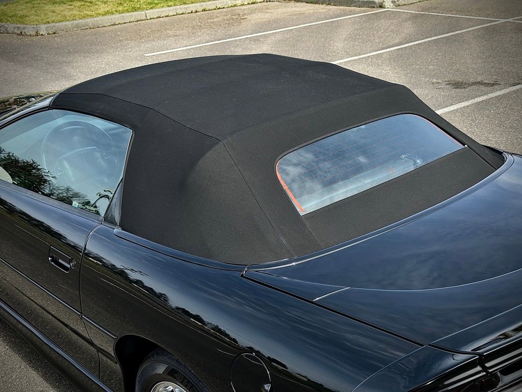 Used 2002 Chevrolet Camaro Z28 w/ Sport Appearance Pkg RWD image 44