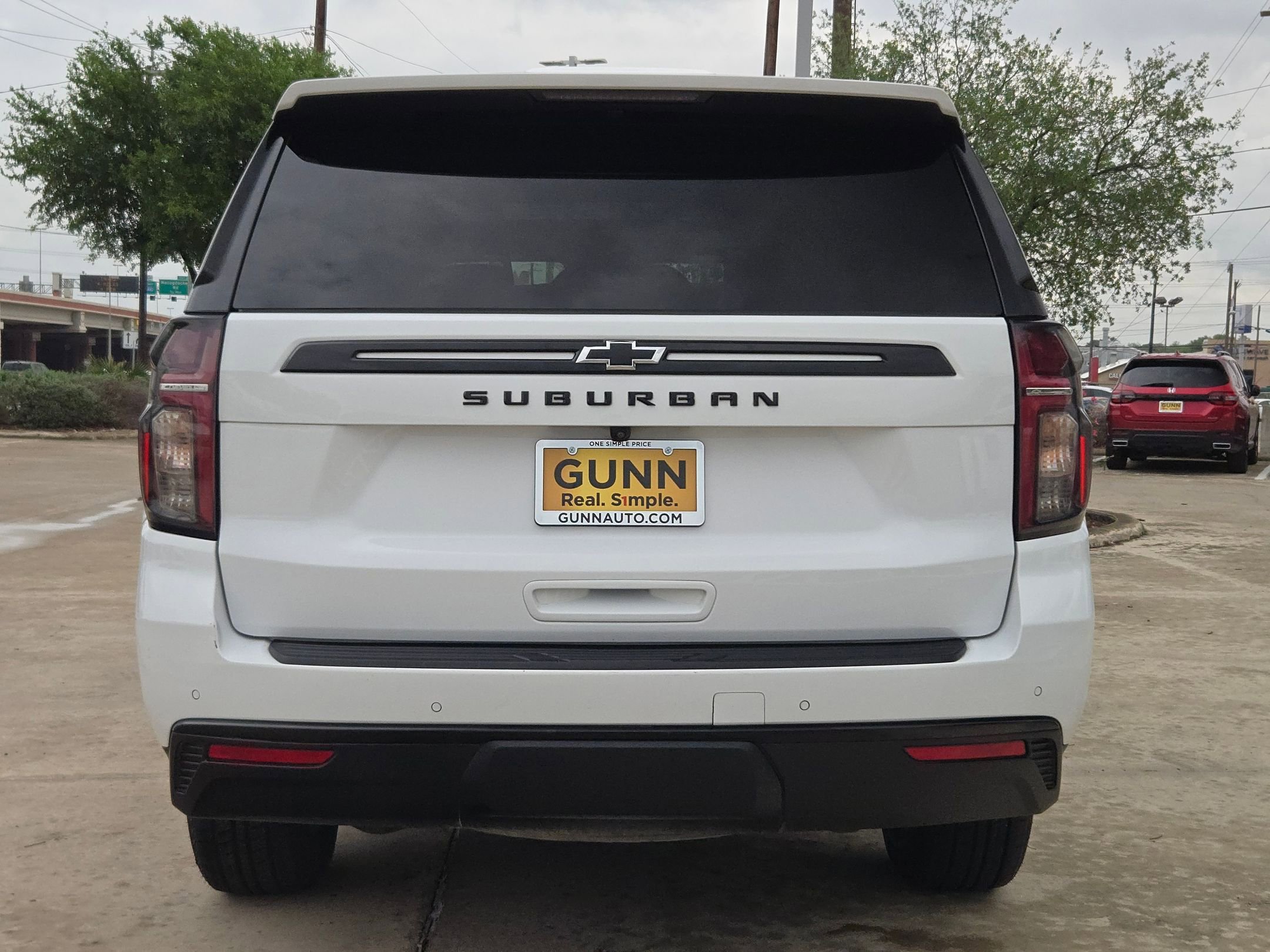 Used 2023 Chevrolet Suburban Z71 AWD/4WD image 4