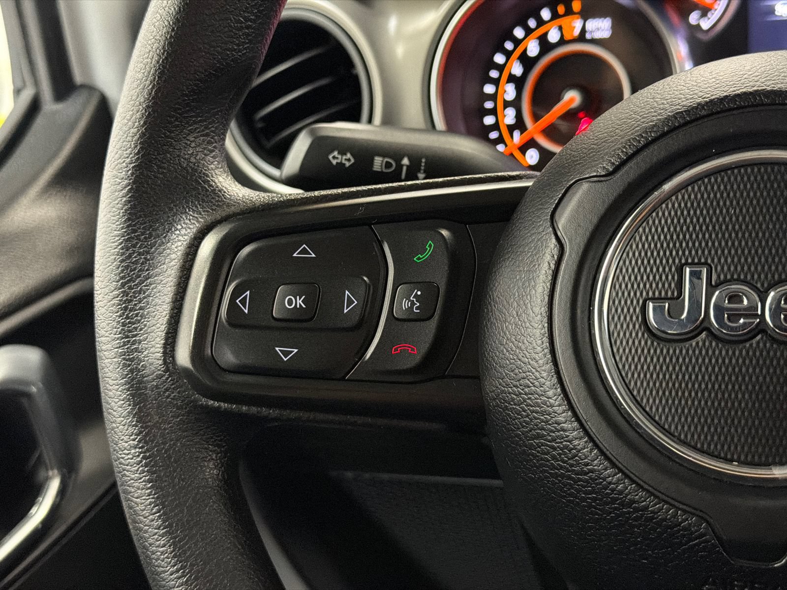 Used 2022 Jeep Wrangler Sport AWD/4WD image 18