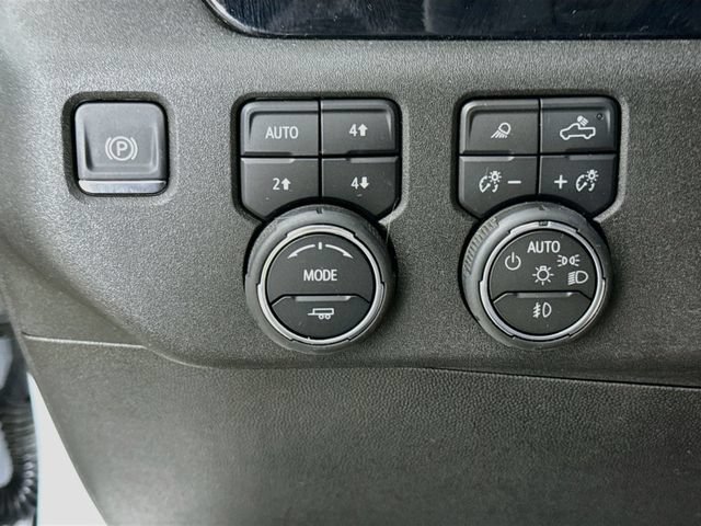 Used 2026 Chevrolet Silverado 1500 RST w/ RST All Star Premium Package AWD/4WD image 11