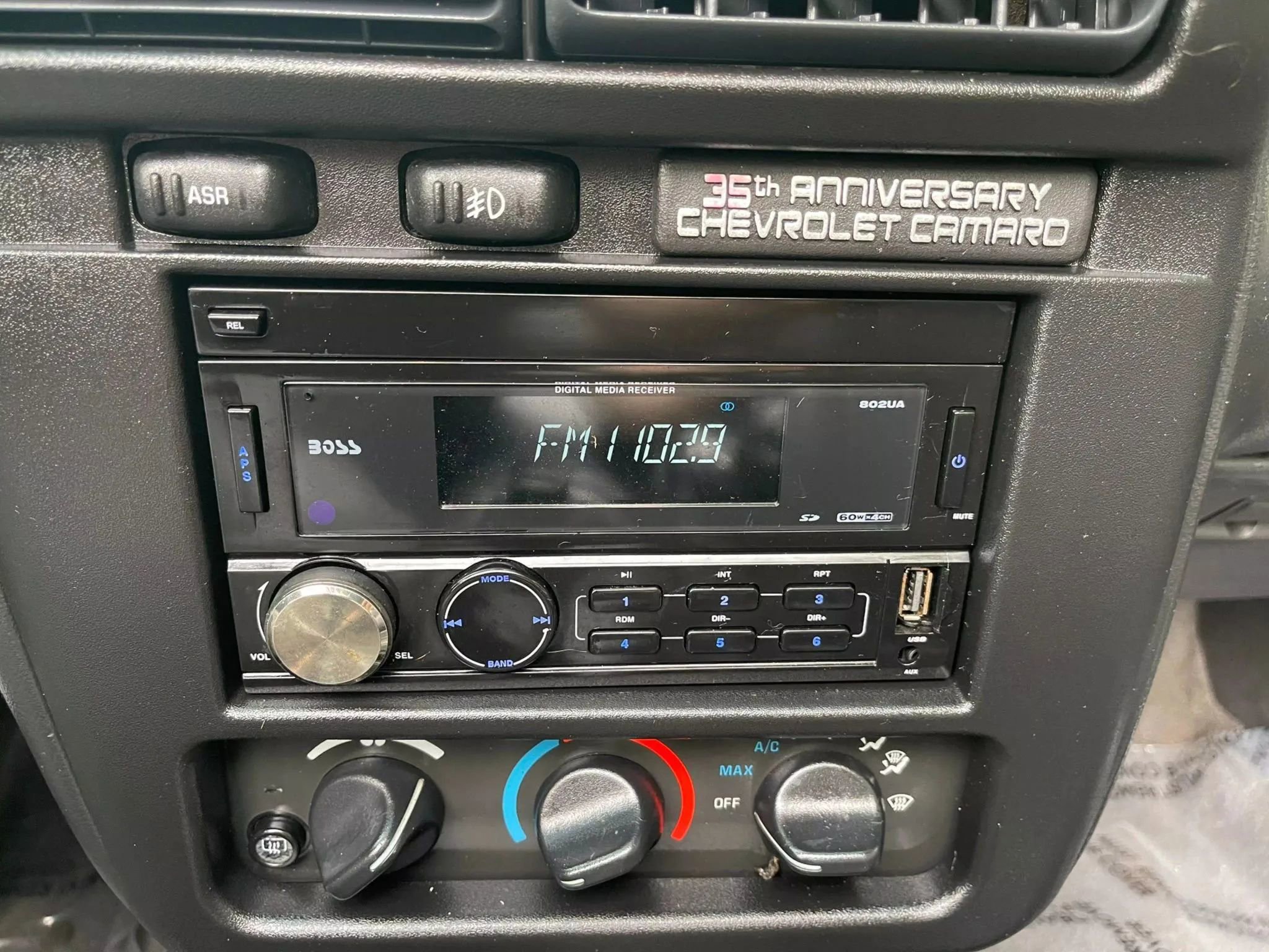 Used 2002 Chevrolet Camaro LT image 12