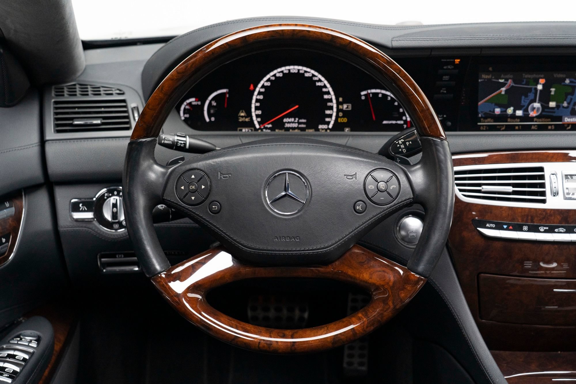 Used 2012 Mercedes-Benz CL 63 AMG image 25