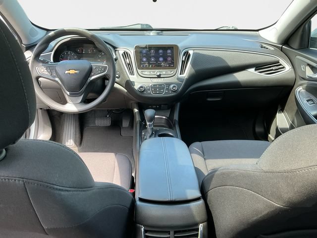 Used 2023 Chevrolet Malibu LT FWD image 11
