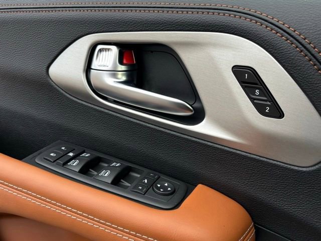 New 2026 Chrysler Pacifica Pinnacle image 14