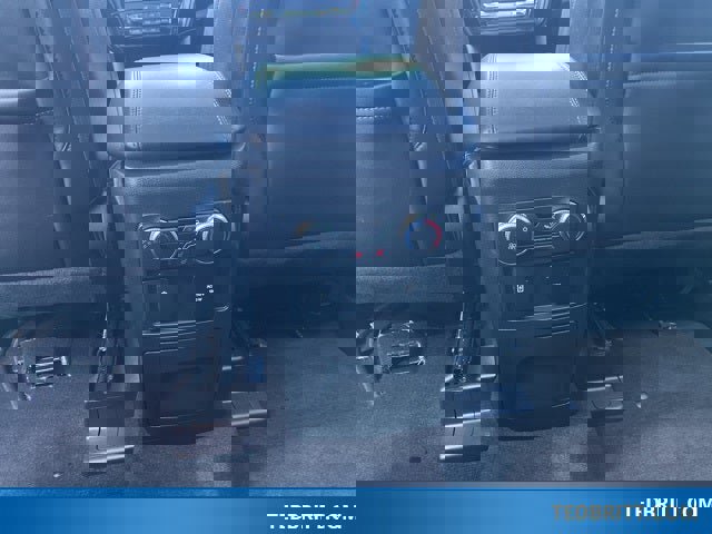 Used 2022 Ford Explorer Platinum w/ Equipment Group 601A image 15