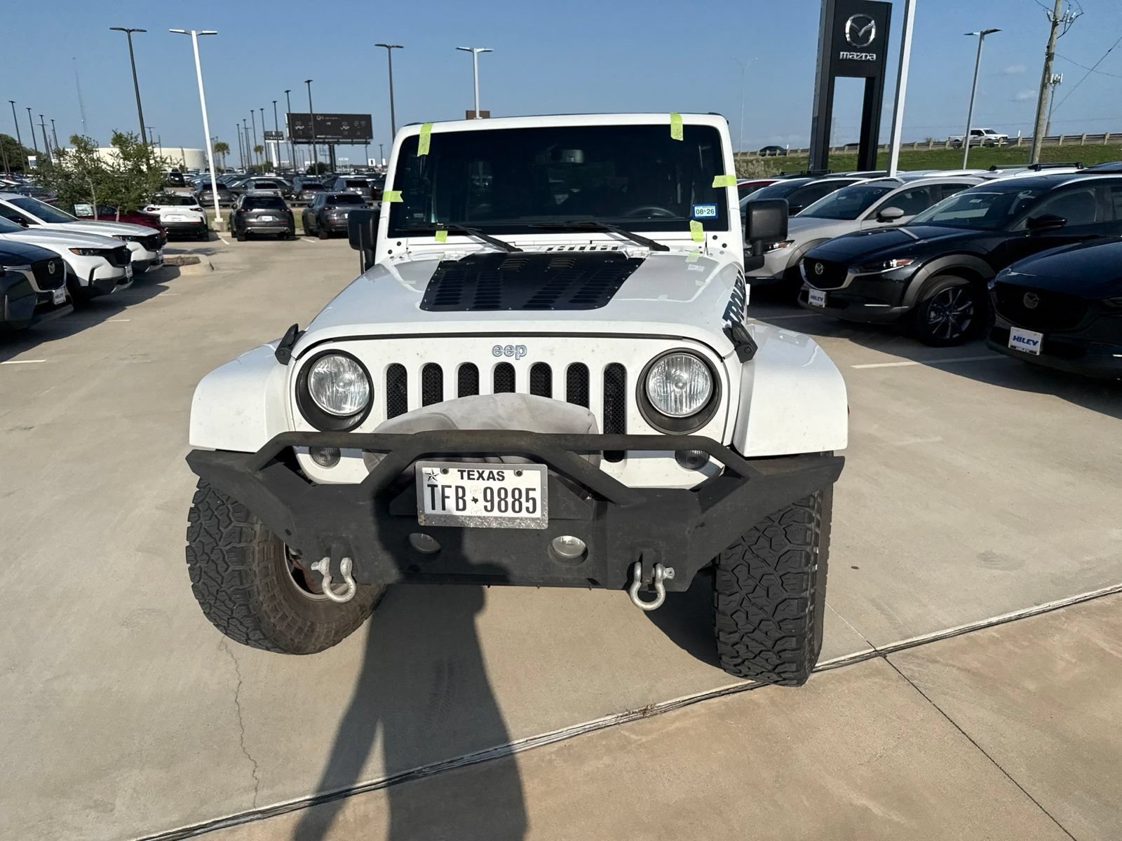 Used 2015 Jeep Wrangler Unlimited Sahara w/ Connectivity Group AWD/4WD image 2
