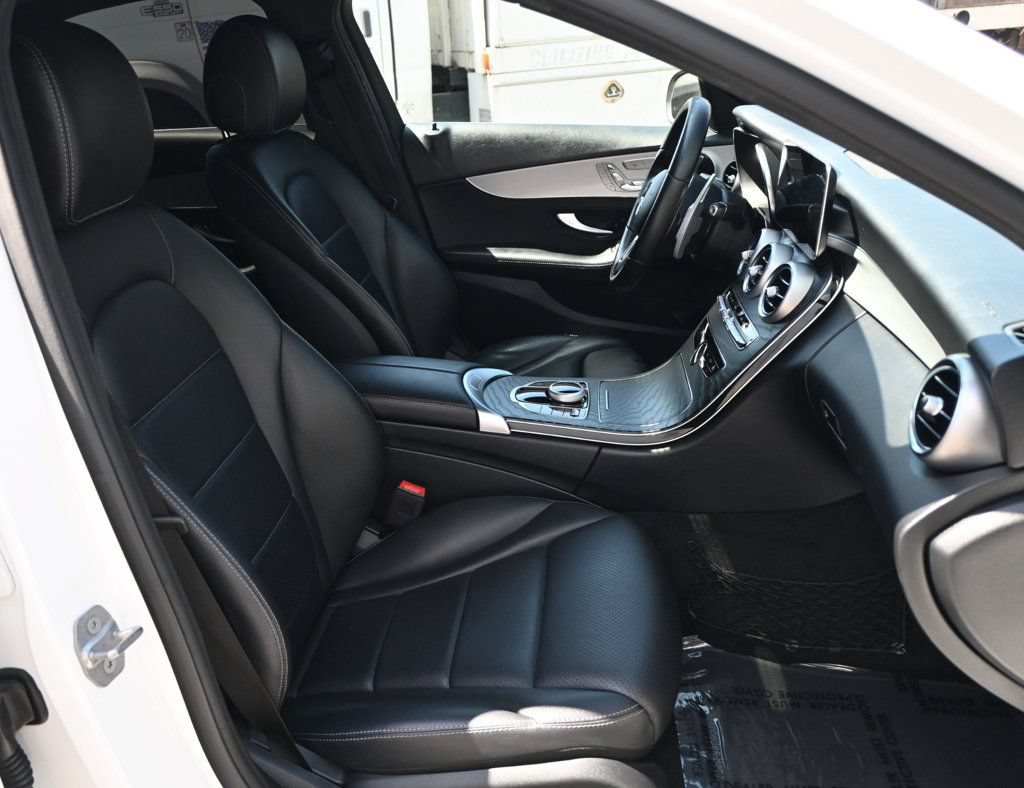 Used 2021 Mercedes-Benz C 300 Sedan image 18