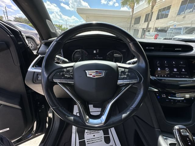 Used 2023 Cadillac XT6 Premium Luxury FWD image 22
