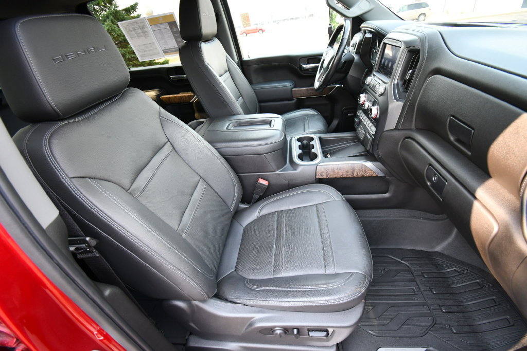 Used 2021 GMC Sierra 3500 Denali AWD/4WD image 23