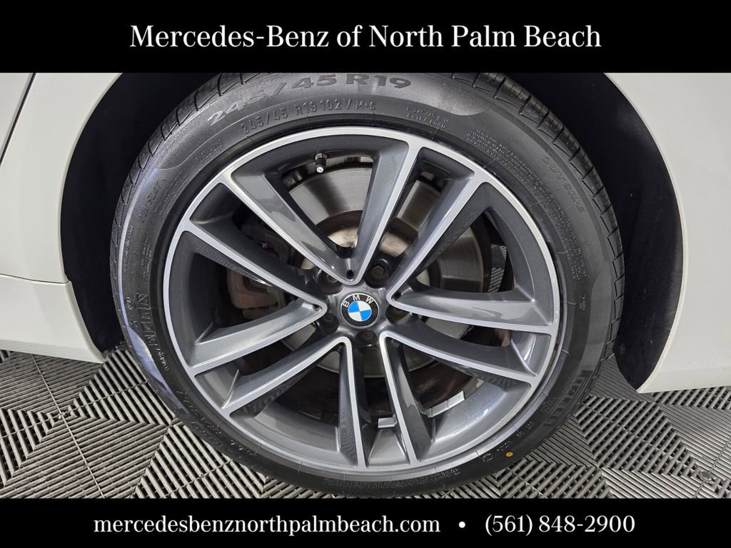 Used 2022 BMW 750i xDrive image 18