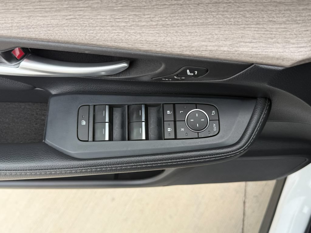 Used 2024 Toyota Grand Highlander FWD image 11
