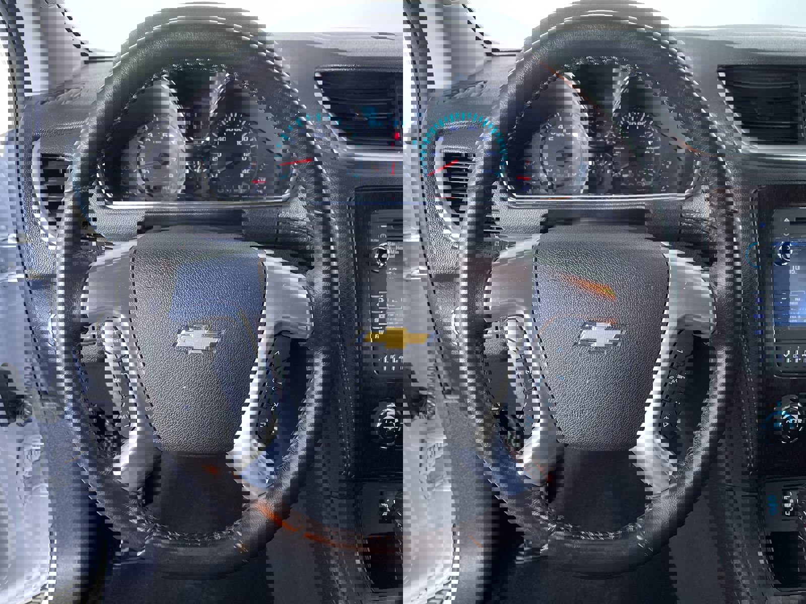 Used 2016 Chevrolet Traverse LT image 16