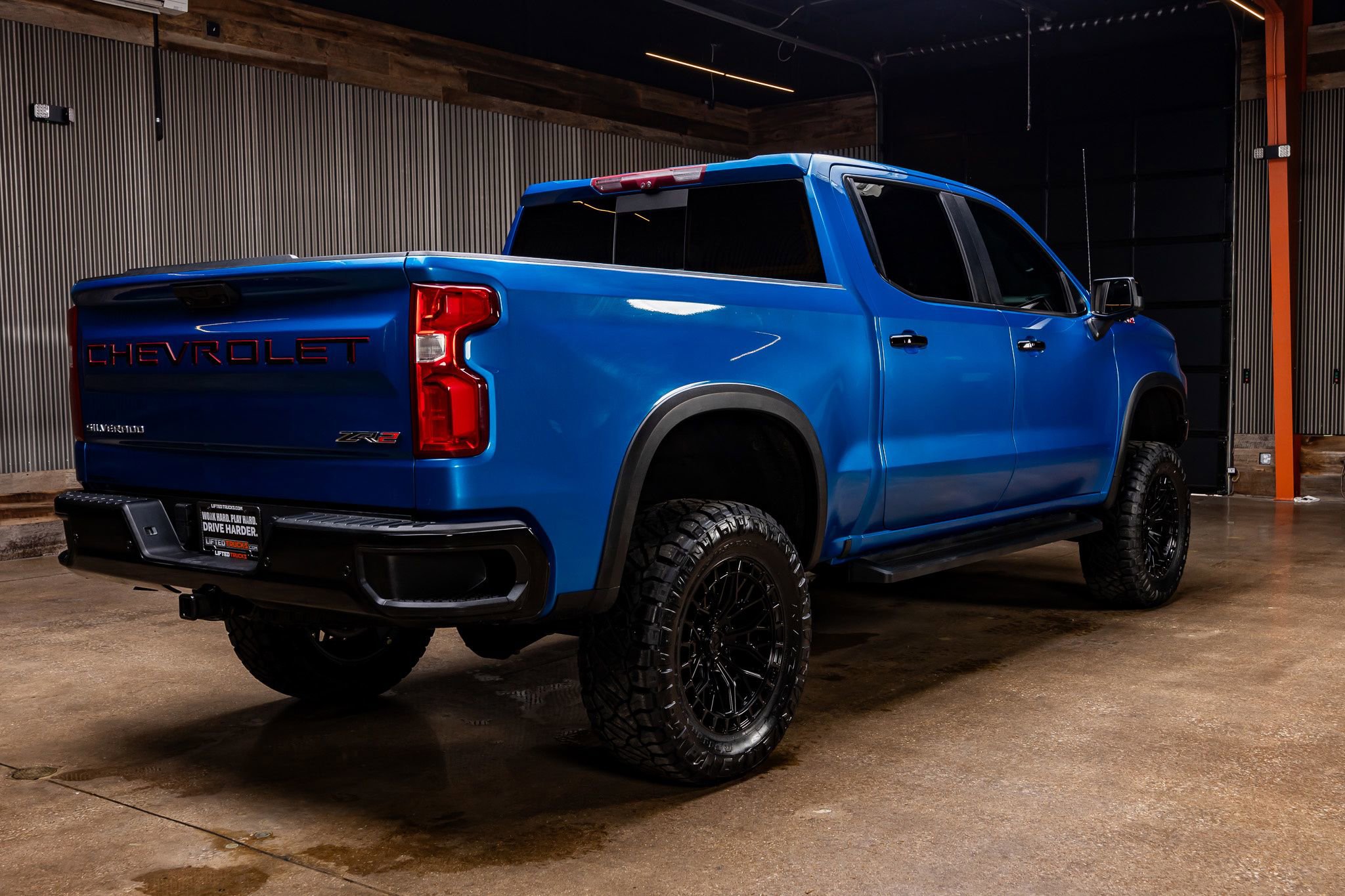 Used 2022 Chevrolet Silverado 1500 ZR2 w/ Technology Package AWD/4WD image 10