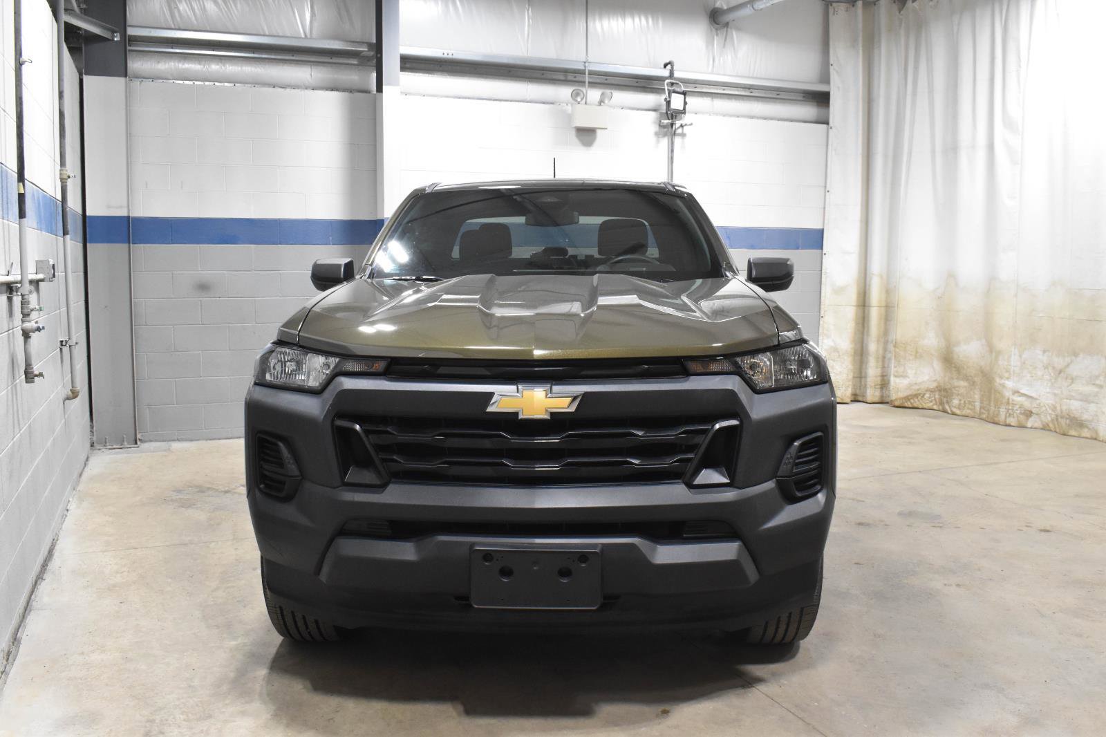 Used 2023 Chevrolet Colorado W/T RWD image 29