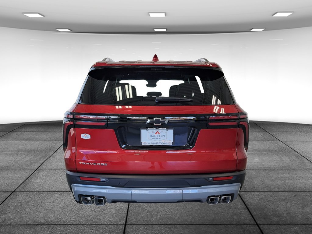New 2027 Chevrolet Traverse LT w/ Driver Confidence Package FWD image 5