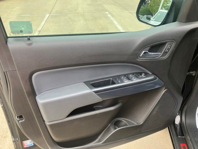 Used 2021 Chevrolet Colorado Z71 AWD/4WD image 10