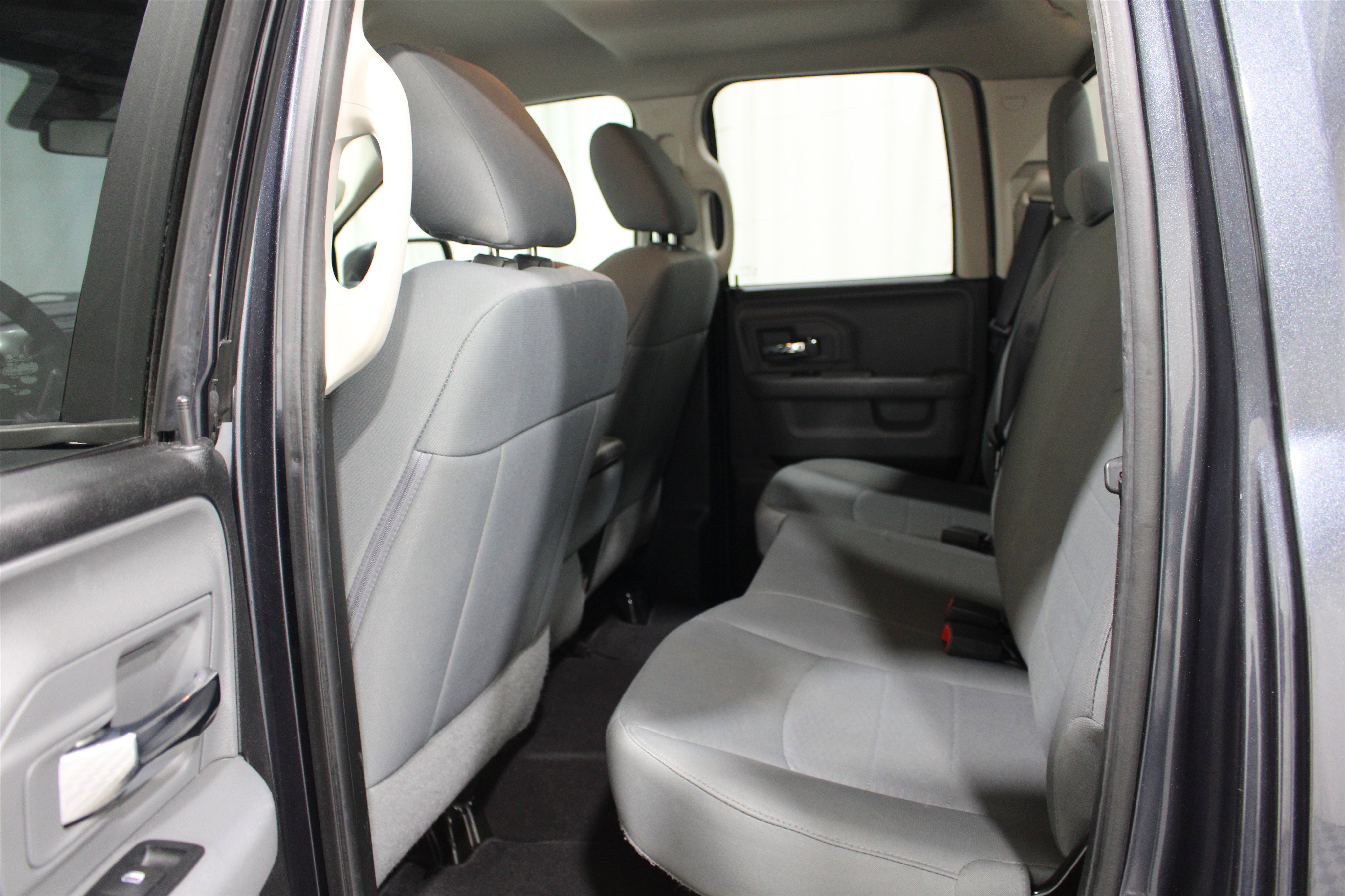 Used 2017 RAM 1500 Classic SLT image 16