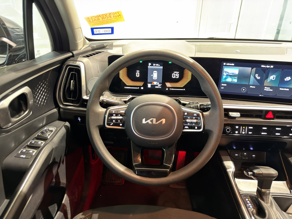 Used 2024 Kia Sorento LX image 15