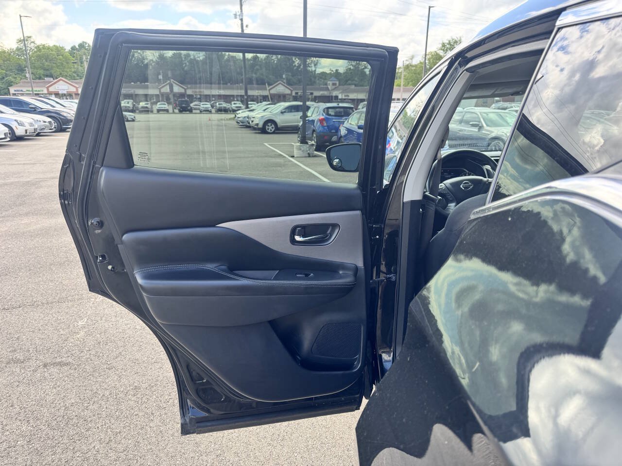Used 2020 Nissan Murano S w/ Technology Package AWD/4WD image 16