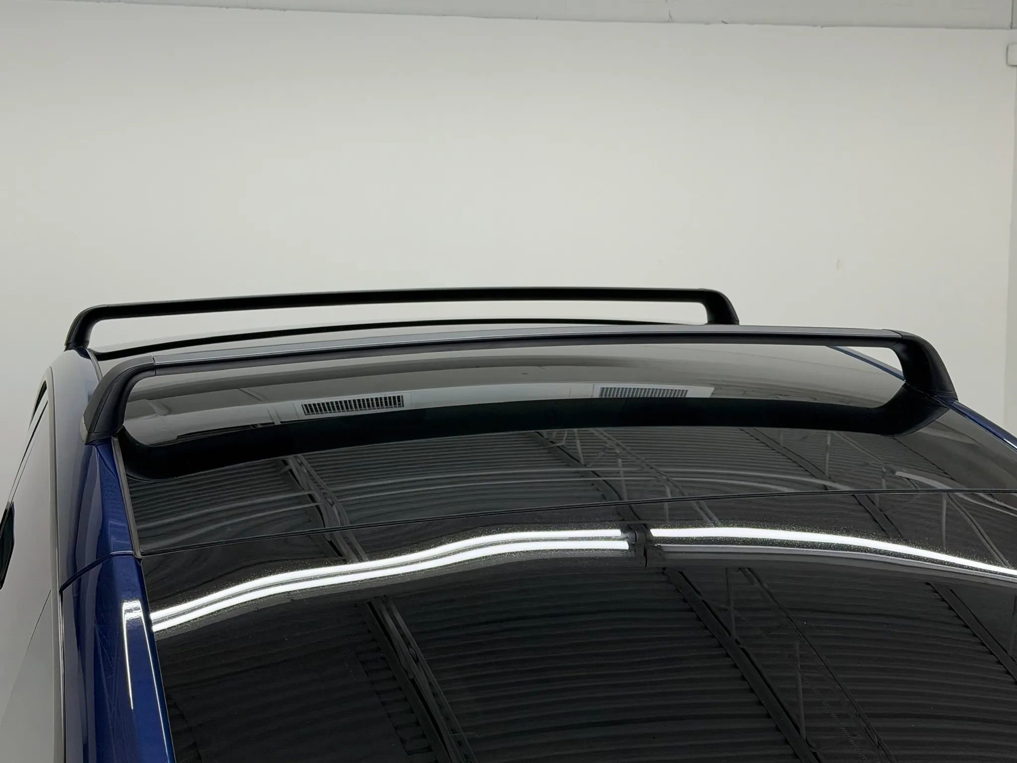 Used 2020 Tesla Model Y Long Range AWD/4WD image 37