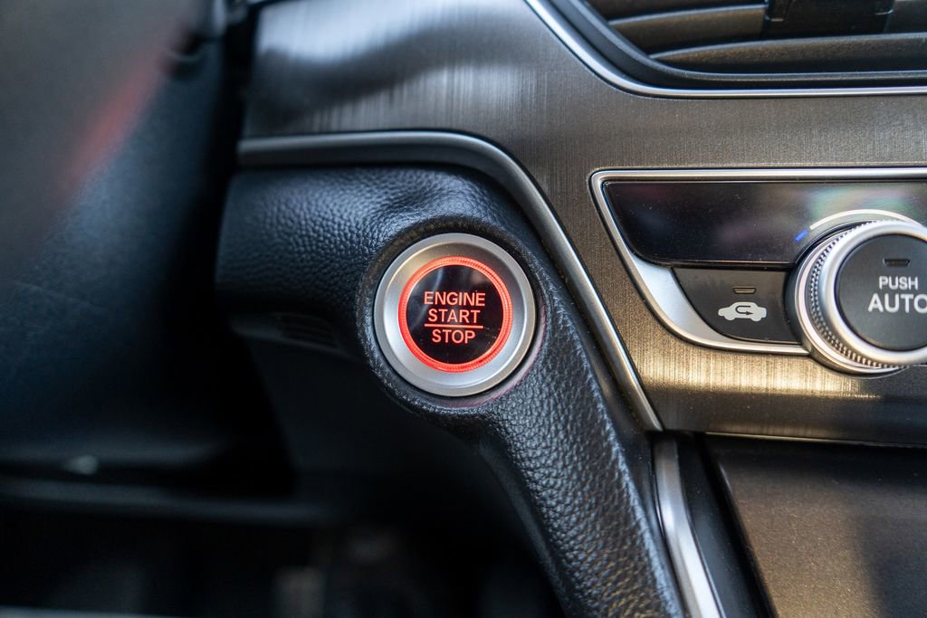 Used 2018 Honda Accord LX image 24