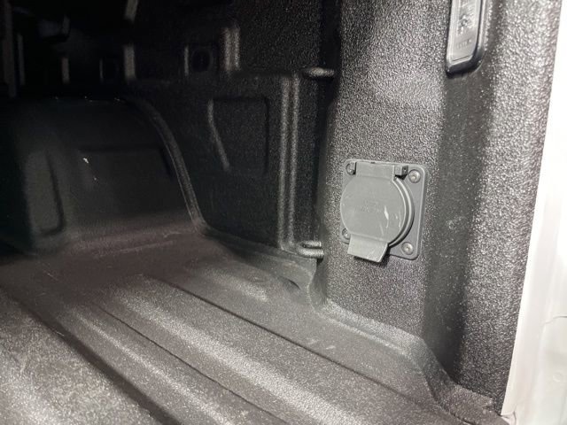 Used 2023 GMC Sierra 1500 SLT w/ SLT Convenience Package image 48