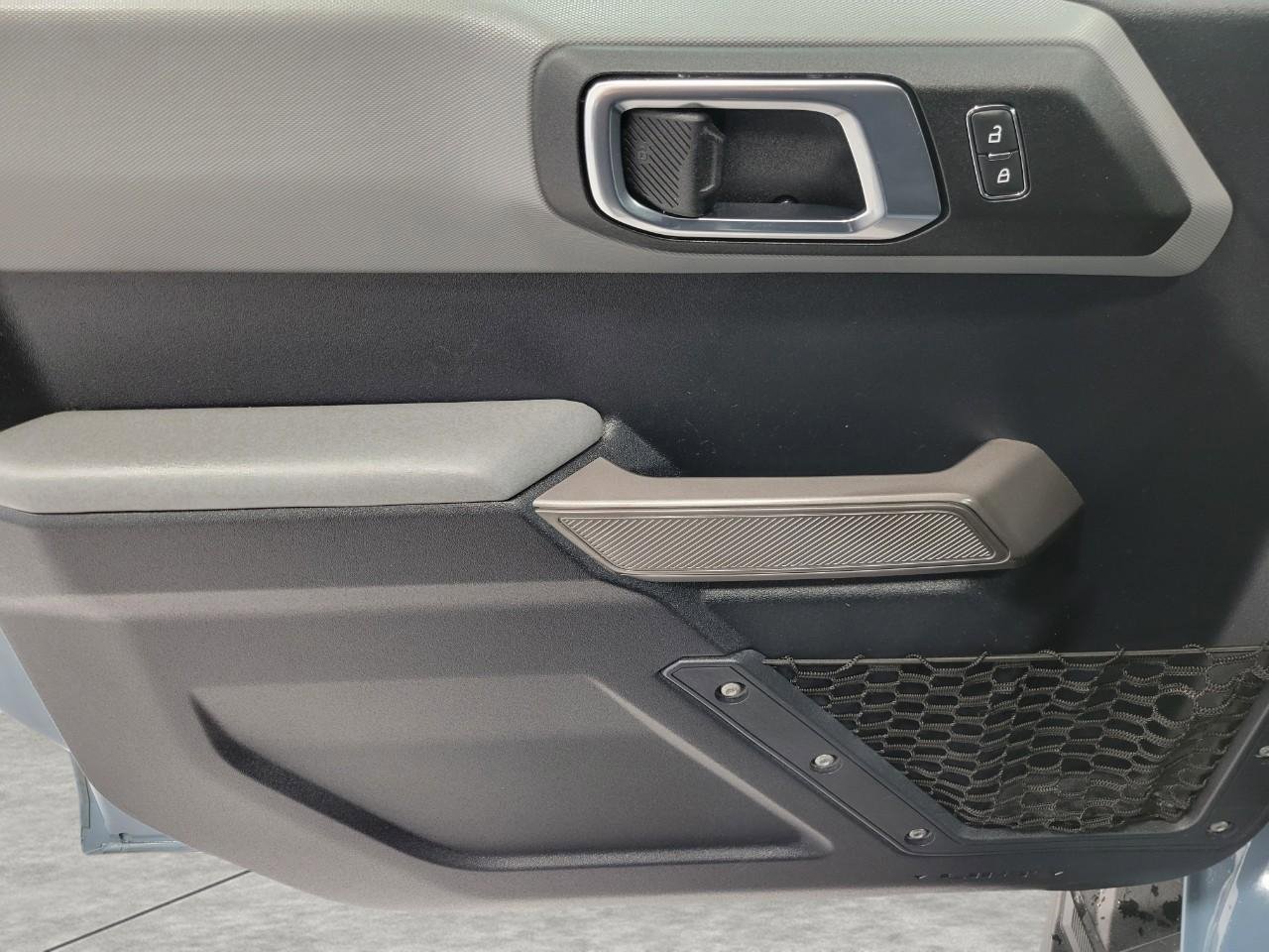 Used 2022 Ford Bronco Black Diamond w/ Sasquatch Package image 26