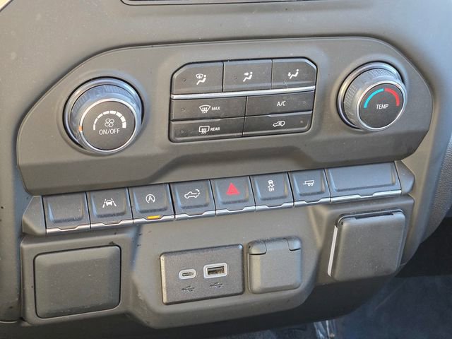 Used 2024 Chevrolet Silverado 1500 Custom image 16