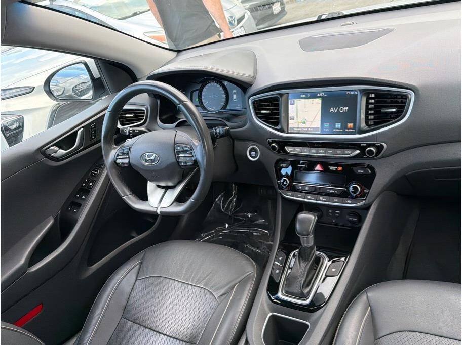 Used 2019 Hyundai Ioniq Limited w/ Ultimate Package 02 FWD image 5