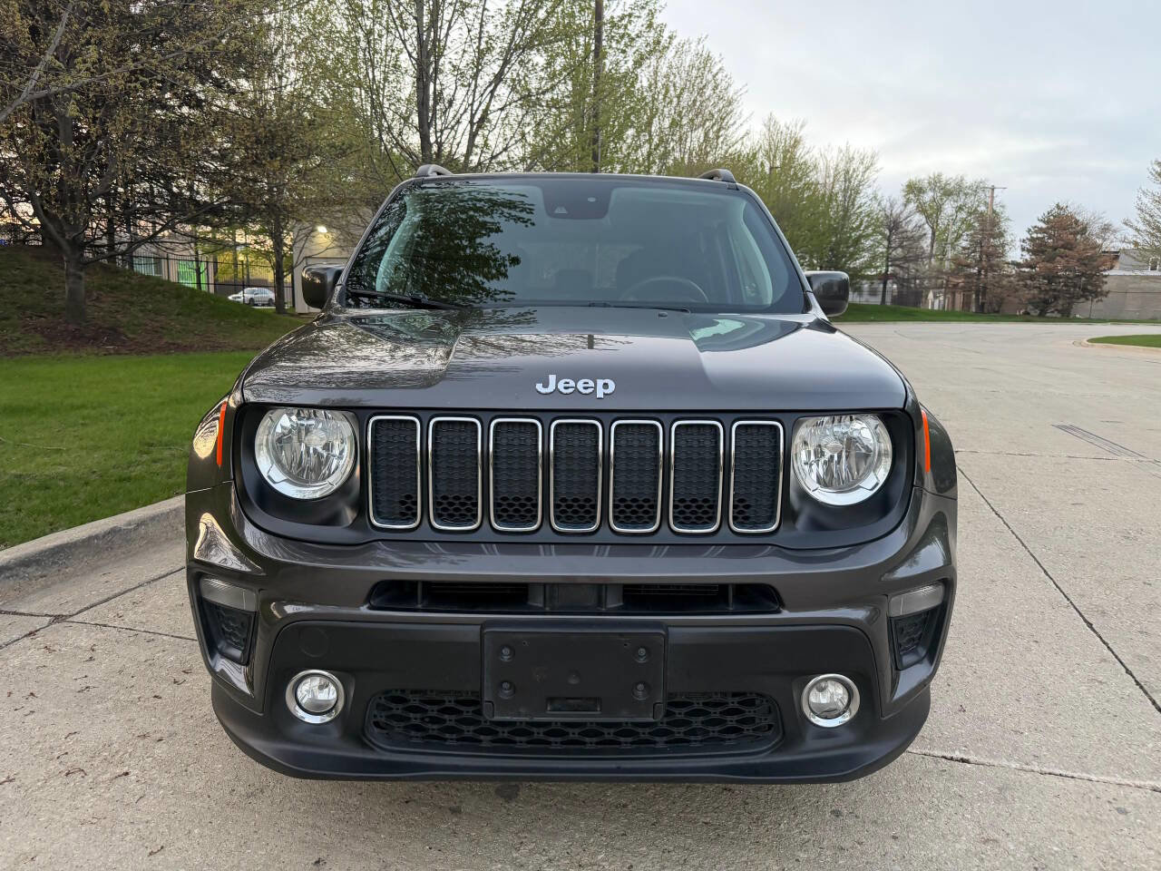 Used 2021 Jeep Renegade Latitude FWD image 22