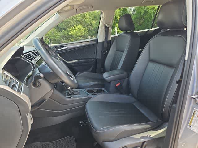 Used 2024 Volkswagen Tiguan SE FWD image 14
