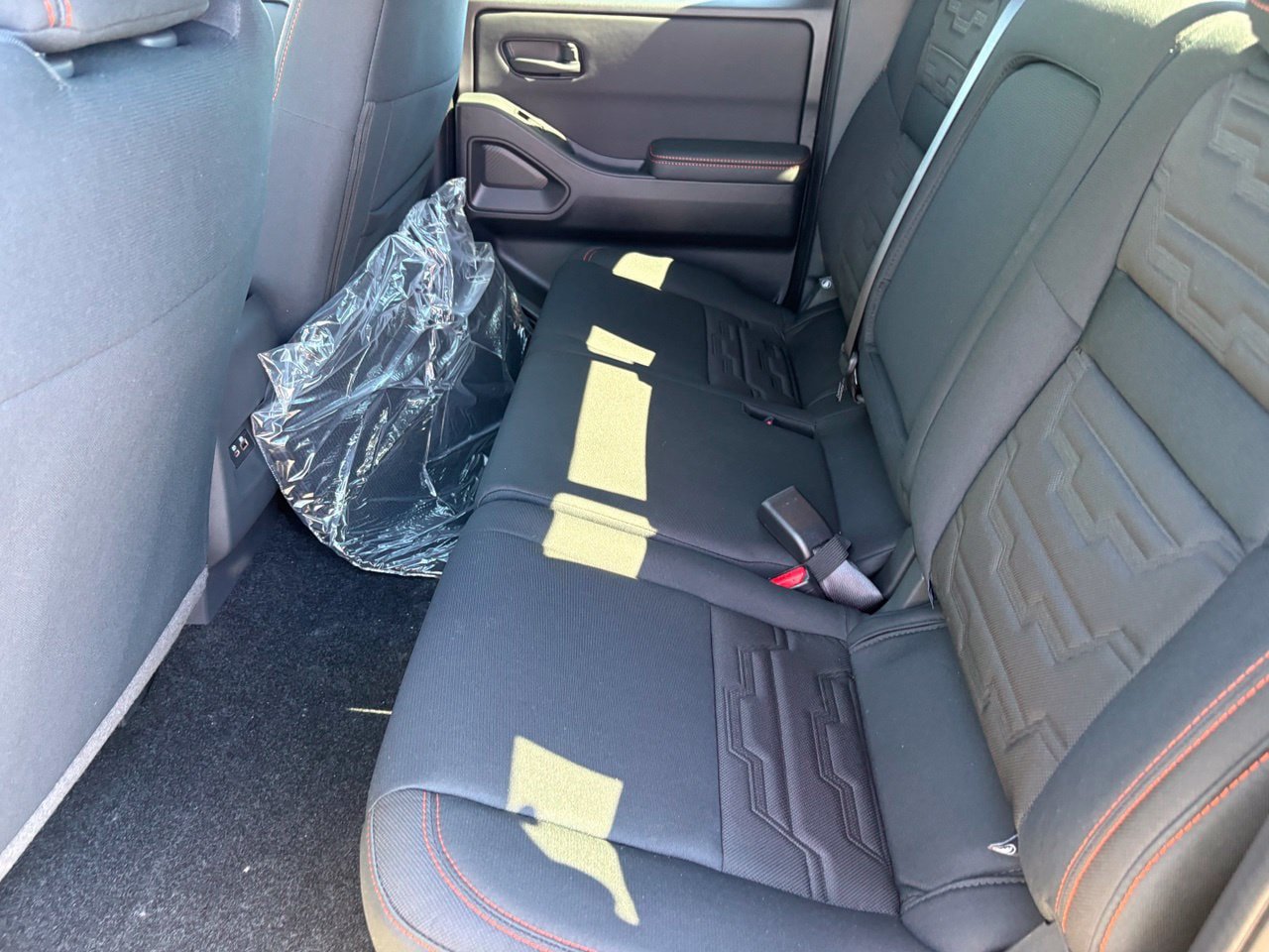 New 2027 Nissan Frontier PRO-4X AWD/4WD image 18