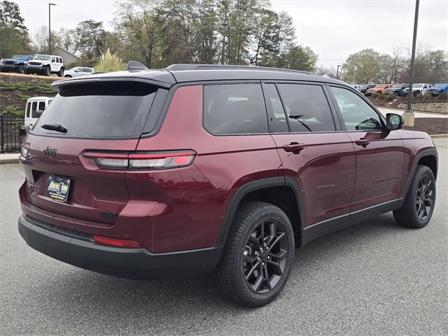 New 2025 Jeep Grand Cherokee L Limited image 3