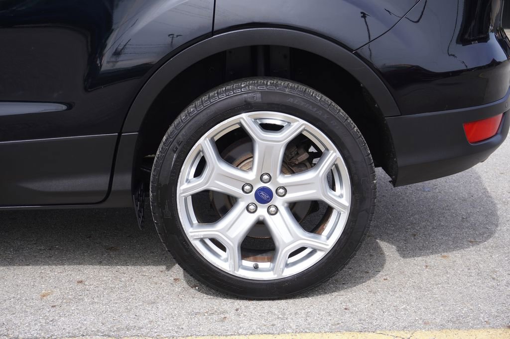 Used 2017 Ford Escape Titanium AWD/4WD image 11