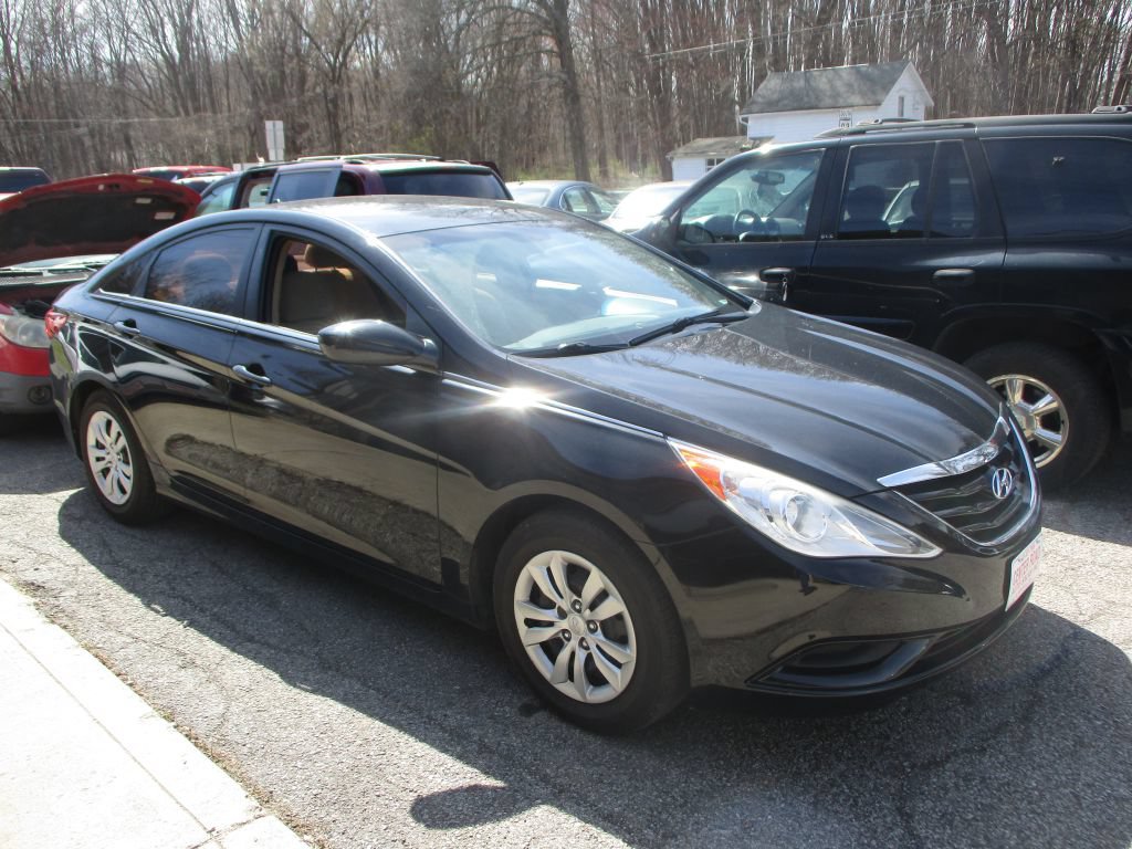 Used 2011 Hyundai Sonata GLS FWD image 1