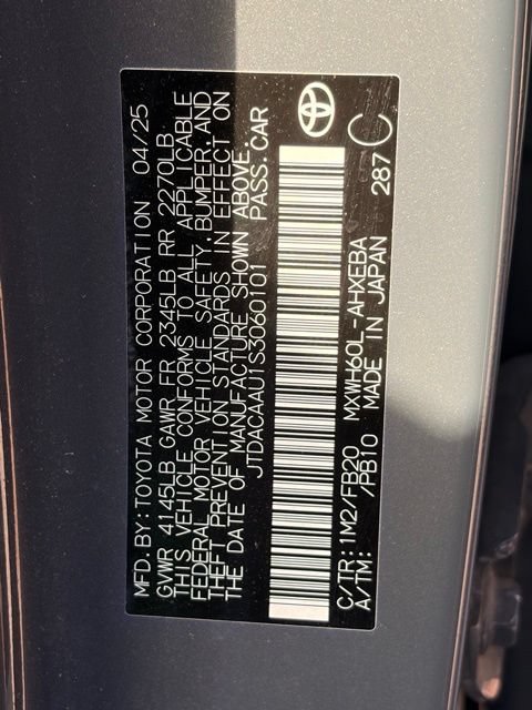 Used 2025 Toyota Prius LE FWD image 21