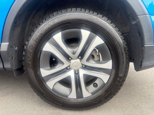 Used 2016 Toyota RAV4 LE AWD/4WD image 26